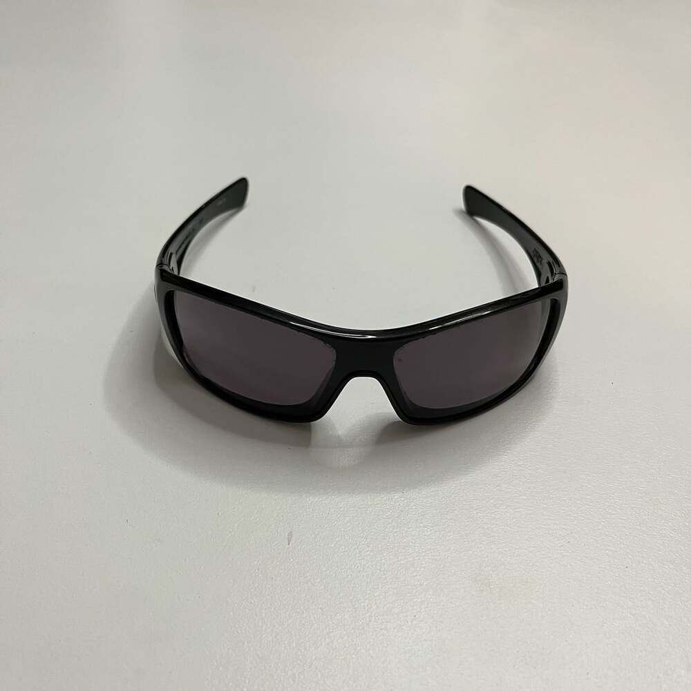 Oakley Sunglasses Black Frame Gray Lenses